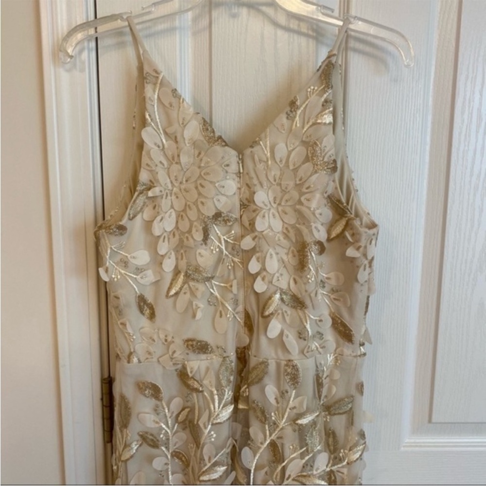 XSCAPE Petite 3D Embroidered Floral Appliqué Gown in Champagne Size 4P - Picture 8 of 10